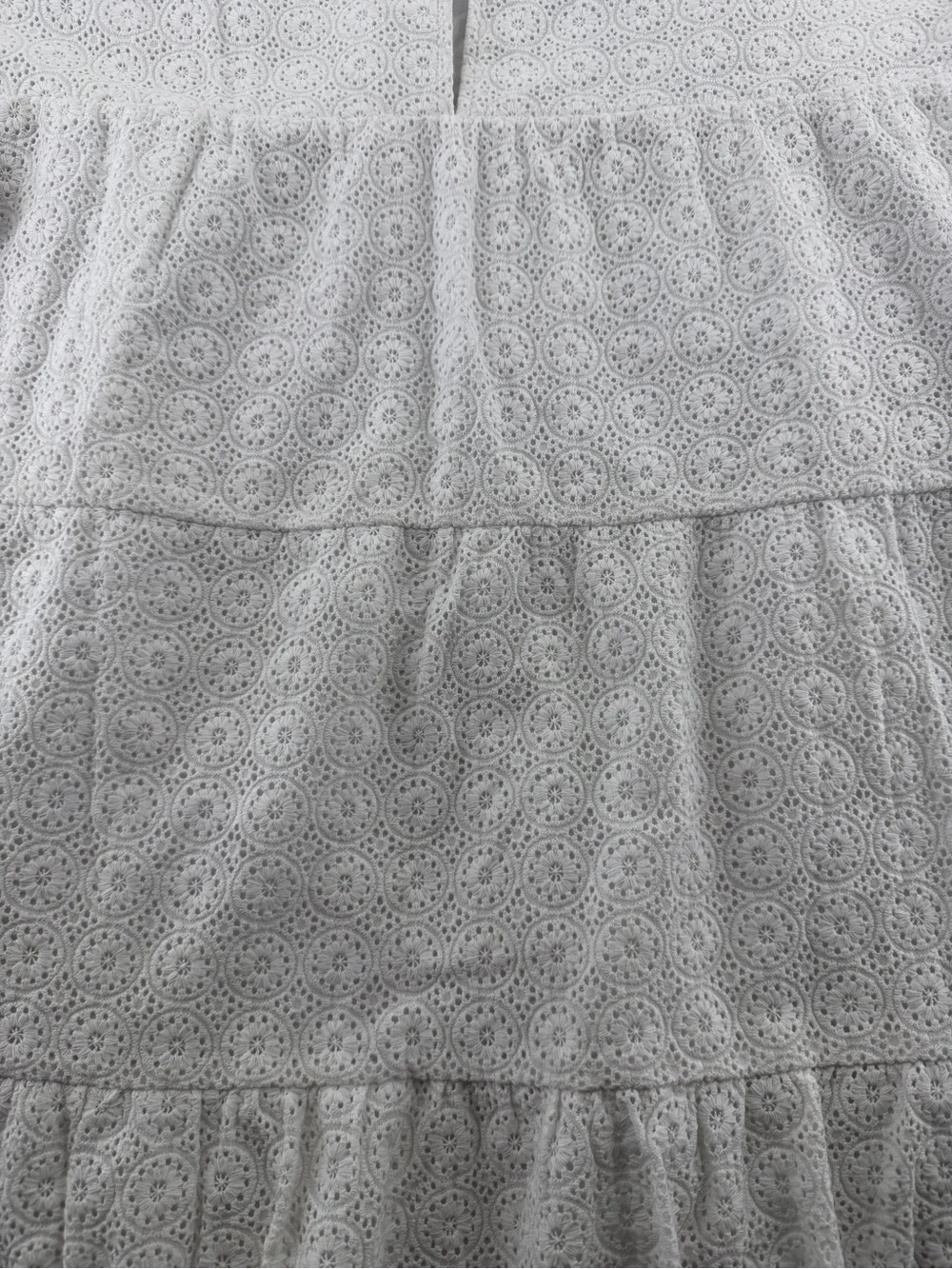 Lauren James Newport Tiered Shoulder Knot Dress/White Eyelet/Size: Large - Picture 6 of 16
